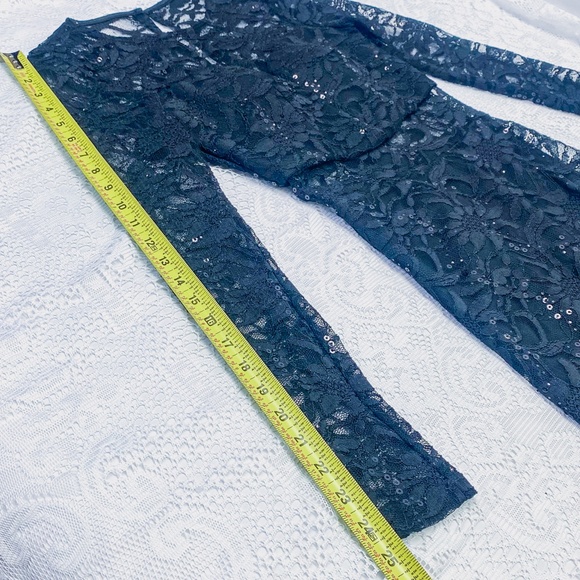 Stunning Women's Bodycon Lace Black Dress Sexy New Years Eve Sequin Gown - Picture 8 of 15